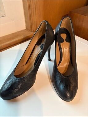 Chloe black leather round toe pumps stiletto heels 6